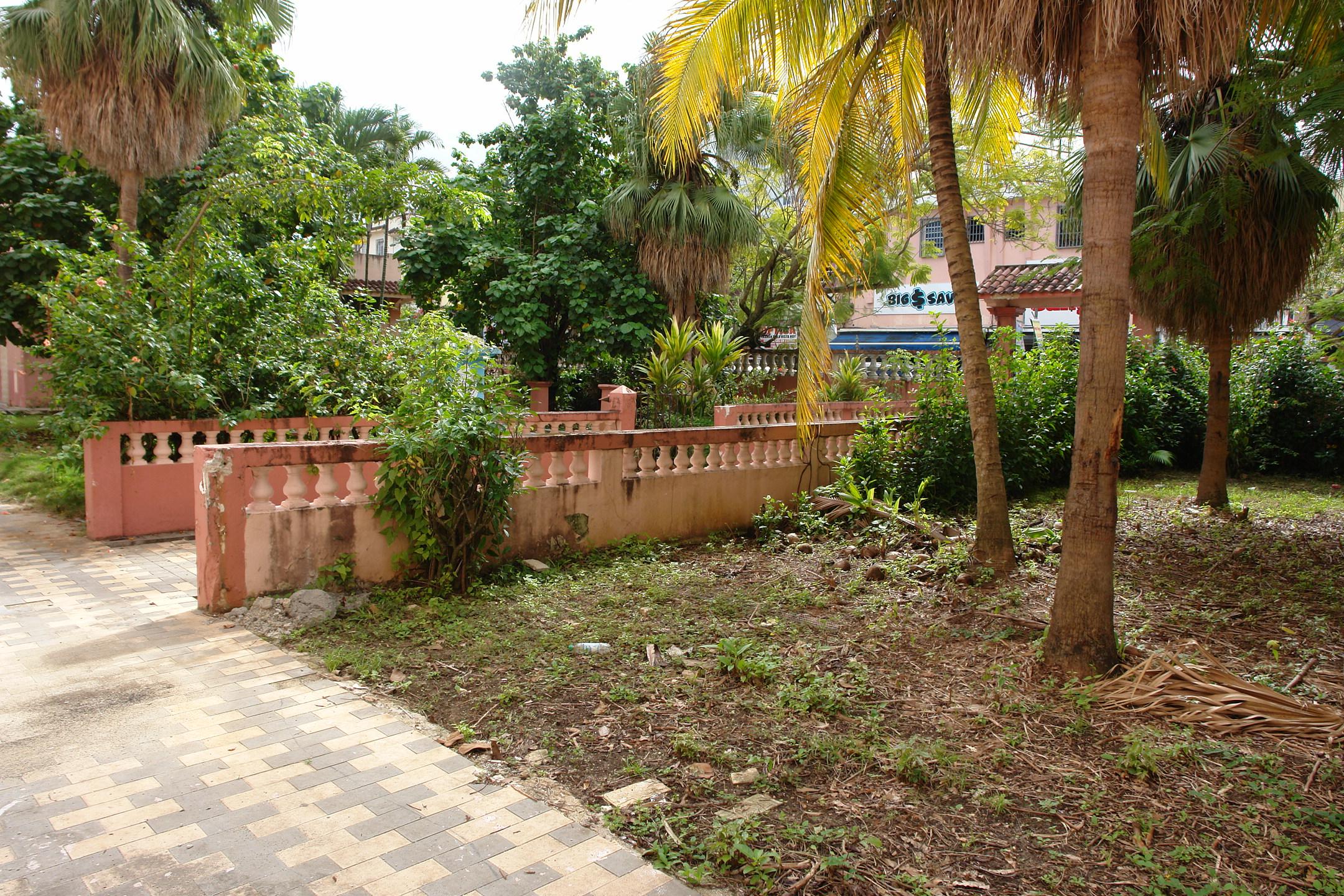 Colegio La Milagrosa - San Juan (Río Piedras) - 2011 00153